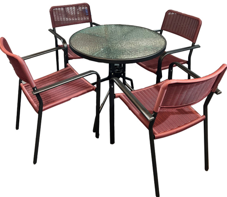 Acier K/table ronde en verre de D et chaises d'osier en plastique dinant l'ensemble 5