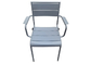 Conception d'accoudoir adaptée aux besoins du client par chaise en acier extérieure de patio de jardin